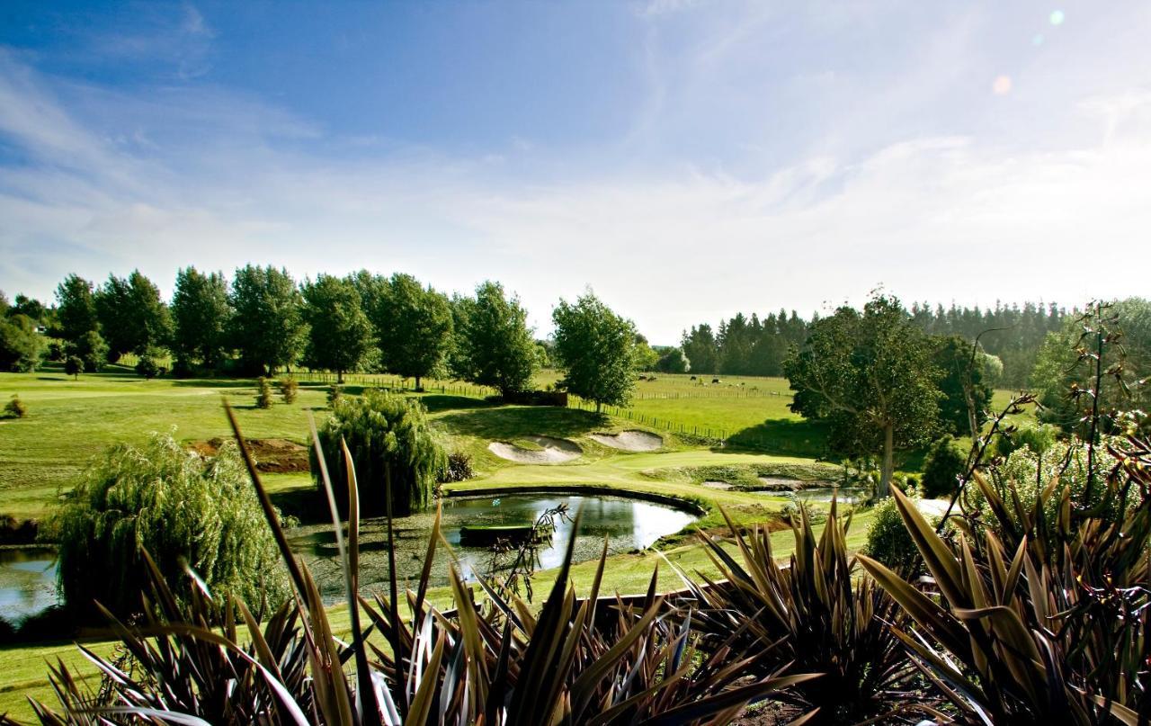 Maxwell'S Golf Retreat Villa Bombay Екстериор снимка