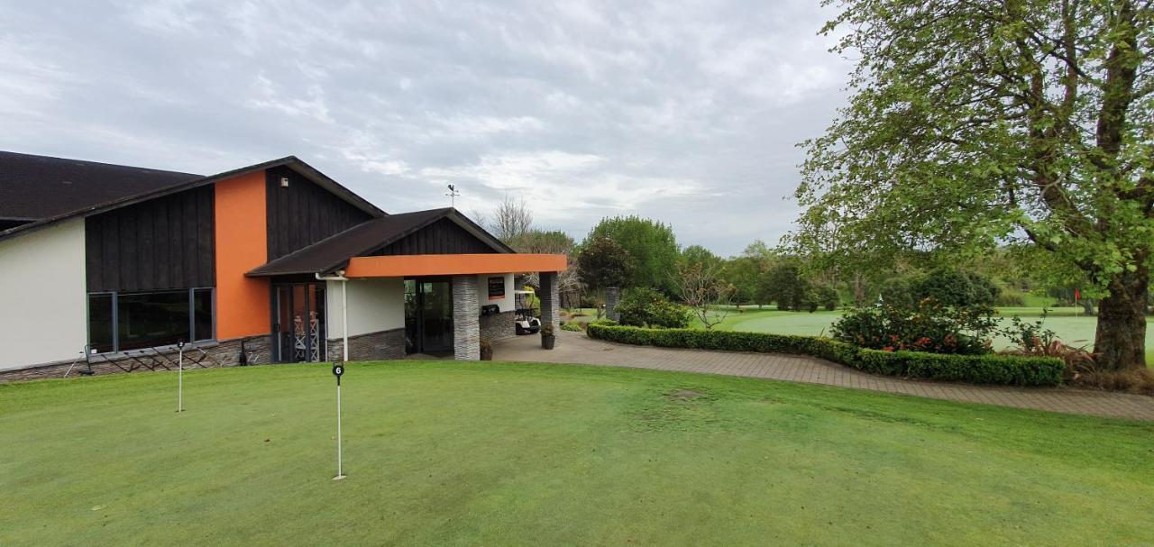 Maxwell'S Golf Retreat Villa Bombay Екстериор снимка